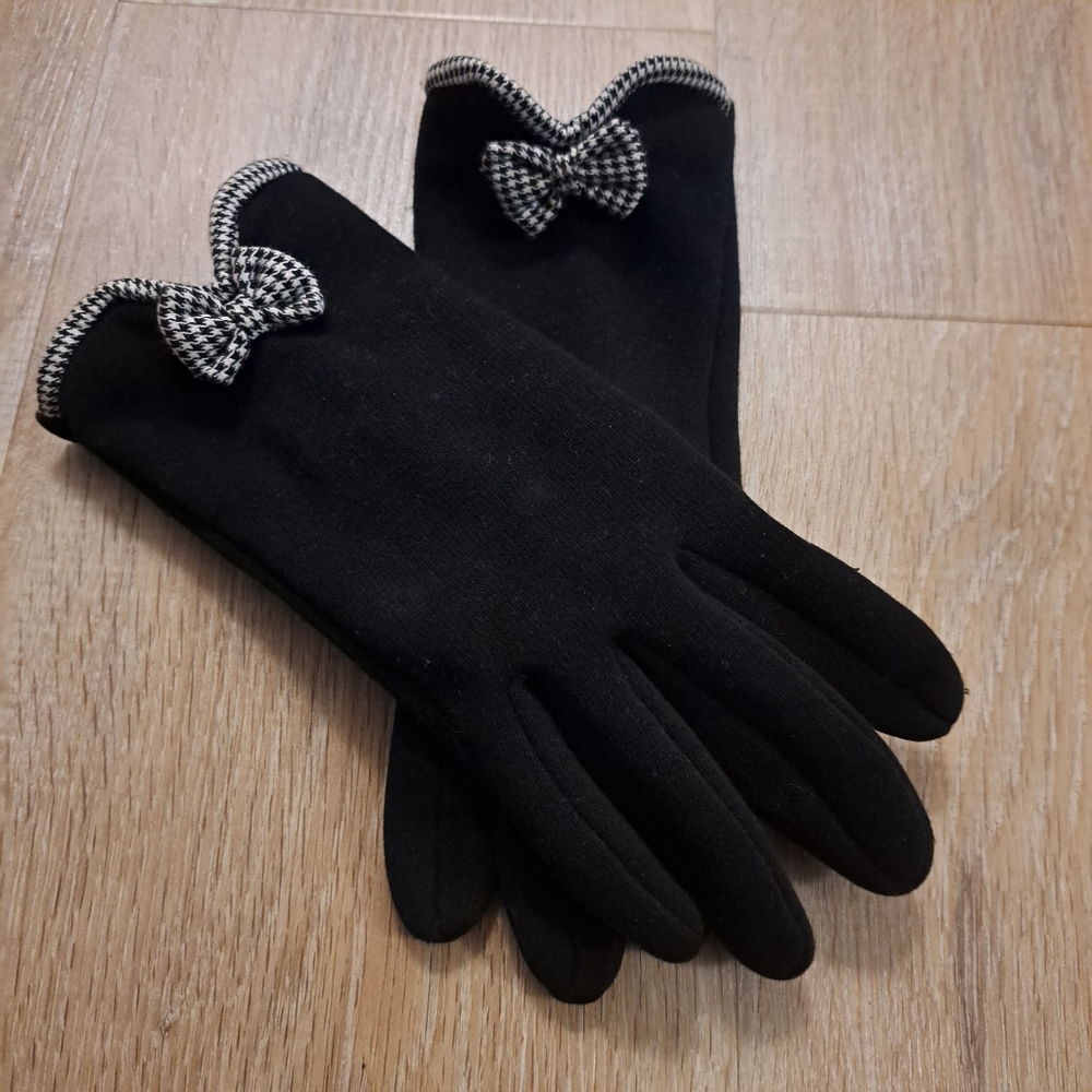 Black Women's Bow Detail Winter Gloves
